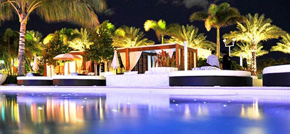 Fontainebleau Miami Beach pool